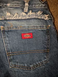 Dickies Jeans Worn Distressed Straight Leg Med Wash 31/30 Workwear - Picture 1 of 7