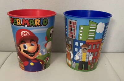 Lote de 2 tazas de fiesta Super Mario y Roblox Foto 1 de 4