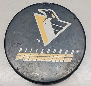 Vintage Pittsburgh Penguins NHL Puck Inglasco Hockey  - Picture 1 of 10