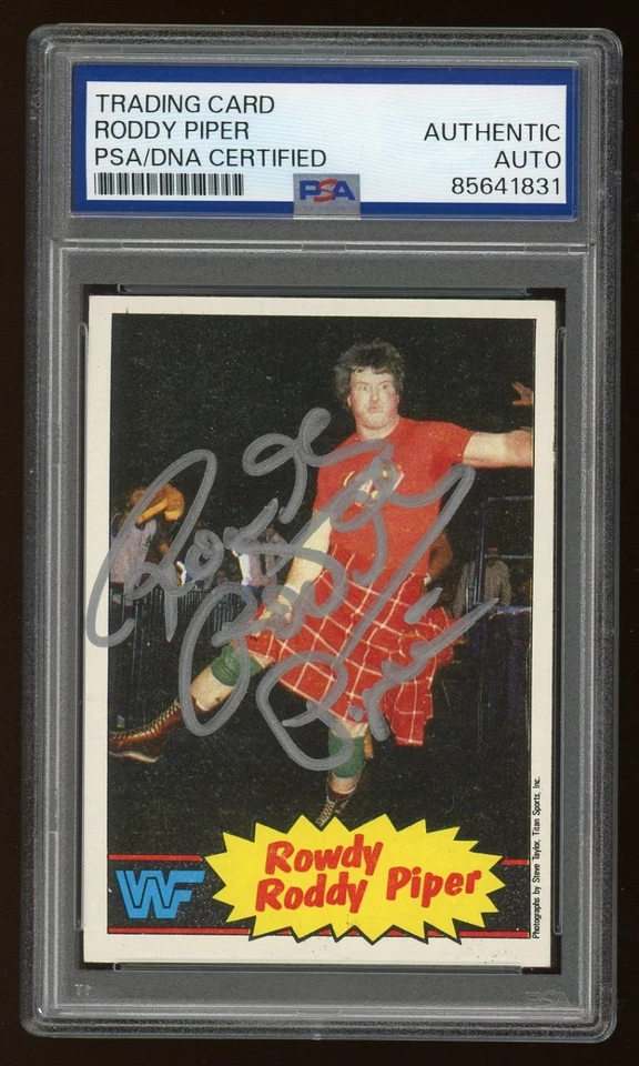 Rowdy Roddy Piper PSA/DNA Auto 1985 Topps WWF Card #7 HOF 831 - Image 1 of 2