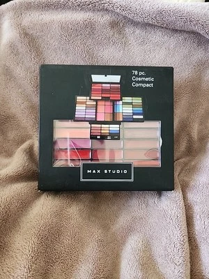 Profusion Max Studio 78 Pc Cosmetic Compact - Image 1 of 2