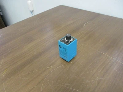 IDEC Electronic Timer RTE-B2AD24 24V AC/DC Used - Image 1 of 4
