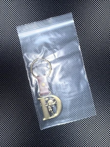 Vintage Disney Mickey Mouse Buchstabe D Schlüsselanhänger Leder Figur - Bild 1 von 1