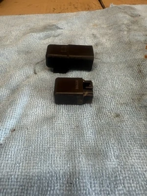 00 01 02 03 2000-2003 SUZUKI GSXR 600 750 1000 RELÉ OEM Foto 1 de 4