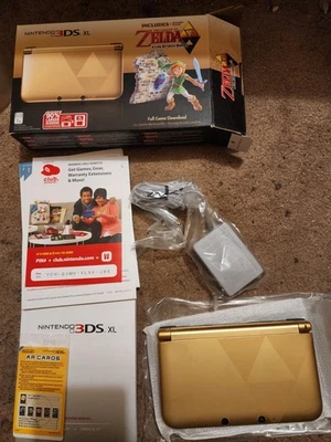 Nintendo 3DS XL Zelda A Link Between Worlds Limited Edition Console CIB No GAME! - Image 1 of 4