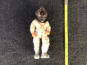 Vintage 1979 FISHER PRICE DEEP SEA DIVER ADVENTURE - Picture 1 of 9