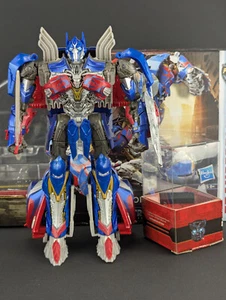 Transformers The Last Knight Optimus Prime Premier Edition complete Hasbro SDCC - Picture 1 of 7
