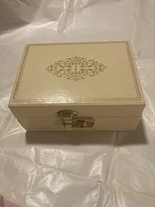 Vintage MCM Hinged 2 Tier Locking Jewelry Box Beige w/Blue Satin Lining W/ Key!! - Picture 1 of 13