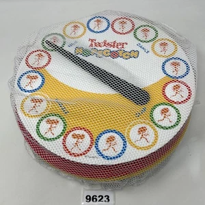 Twister Hopscotch Outdoor Twister Game w/Carrying Bag - Milton Bradley COMPLETE - Picture 1 of 9
