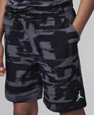 $45 Nike Air Jordan Jumpman Pantalones Cortos Tejidos para Jugar Niños Talla XL (13-15) Negros Foto 1 de 4