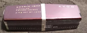 Rossetto Avon Double Impact Lipcolor 5010 uvetta nuovo sigillato 0,13 oz - Foto 1 di 4