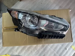 2014 2015 2016 2017 Infiniti Q50 Passenger RH Headlight LED Non Adaptive OEM - Picture 1 of 17