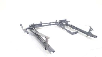 Asiento delantero derecho pista OEM 1986 SAAB 900 Foto 1 de 4