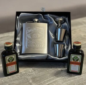 Jack Daniel's Flachmann Edelstahl Komplett Set OVP + 2 x Jägermeister 0,04 cl - Bild 1 von 7