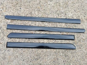 TIRAS DE TOPE PUERTA LATERAL VAUXHALL ZAFIRA VXR NEGRO MODELO Z20R B - Imagen 1 de 1