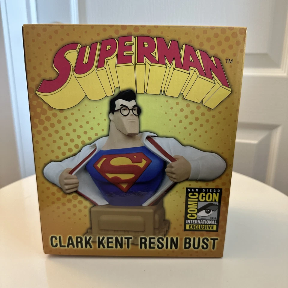 2016 SD Comic Con International Superman Clark Kent Resin Bust