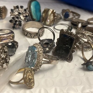 Antique & Vintage Sterling Silver Multi Gem 32 Ring Lot Turquoise Jewelry Estate - Picture 1 of 21