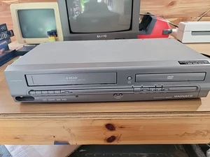 Magnavox MWD2205 DVD Player Tested No Remote - Picture 1 of 4
