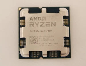 AMD Ryzen 5 7600 6-Core, 12-Thread Unlocked Desktop Processor - Afbeelding 1 van 2