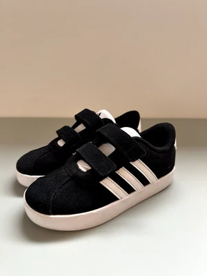 Adidas Kids US10, Black Suede in Excellent Condition, EU Size 27 - image 1 of 4