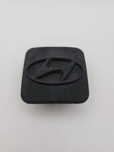 1 1/4" HYUNDAI Trailer Hitch Receiver Cover Plug - Picture 1 of 6