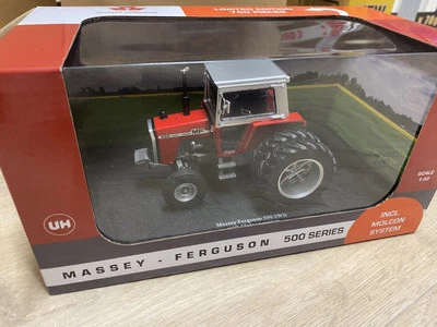 Tractor doble edición limitada 6768 Universal Hobbies Massey Ferguson 590 2x2 Foto 1 de 3