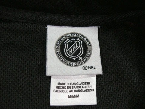 Colorado Avalanche Mens Med Pullover Quarter Zip Black Jacket NHL Hockey sweater Cover