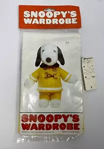 Neu in Verpackung Baby Snoopy Kleidung Outfit Plüschtier Kuscheltier Feuerwehrmann Feuerwehrmann #4929 - Bild 1 von 2