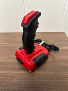 Controlador de joystick con cable Quickshot II Turbo (QS-111) para Commodore 64 - Imagen 1 de 3
