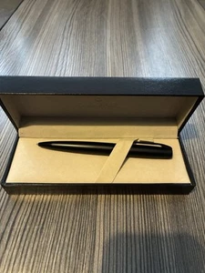 Sheaffer 300 Ballpoint Pen in Matte Black with Black Fittings - Picture 1 of 3