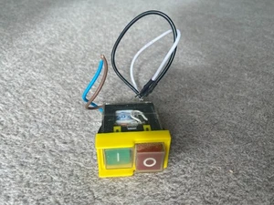 Machinery Electromagnetic Safety Switch - Picture 1 of 2