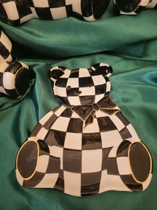 MacKenzie Childs Courtly Check Bear Plate Retired Brand New - Picture 1 of 2