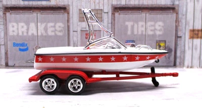 ERTL Edición Limitada 1:64 Mastercraft Barco de Metal con Remolque Tándem Nuevo/Suelto Foto 1 de 4