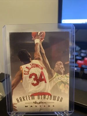 1994-95 Skybox Emotion Hakeem Olajuwon #116 HOF - Image 1 of 2