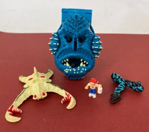 Vintage Bluebird 1992 ☆ MIGHTY MAX ☆Horror Head - Sea Squirm COMPLETE Playset - Imagen 1 de 9