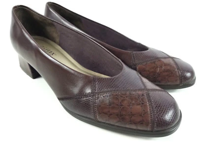 SOFTFLEX HUSH PUPPIES Womens Dark Brown shoes Flats Size 8.5 M Dress Work - Image 1 of 4