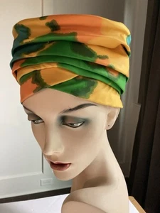LOVELY VTG 1960s MOD SILK RUCHED WATERCOLOR PRINT PILLBOX SUMMER HAT - Picture 1 of 7