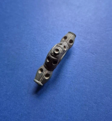 Superbe et rare Fibule Ansée 45x10mm - Photo 1/3