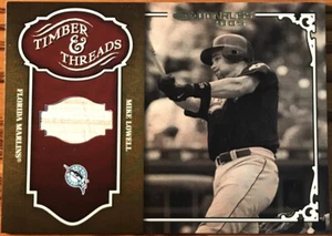 2005 Donruss Timber & Threads Bat Mike Lowell #TT-32 Florida Marlins - Picture 1 of 2