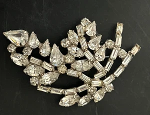 Rhinestone Brooch Leaf/Flower 2-1/2 x 1-1/2" unmarked - Picture 1 of 3