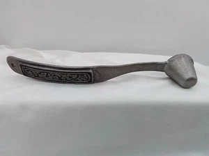 COLONIAL CANDLE SNUFFER VINTAGE PEWTER FLORAL HANDLE AMERICAN FARMHOUSE DESIGN - Picture 1 of 14