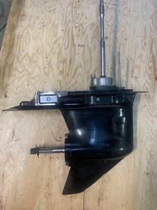 Mercury 75 90 115 Four Stroke Outboard Leg Gearcase Lower Unit 2001-2004 25" - Picture 1 of 4