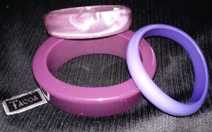 NWT Set of 3 Vintage Lucite-Plastic Eggplant/Purple Bangle Bracelets - Picture 1 of 6
