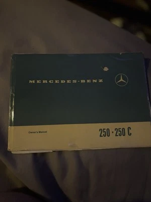 1971 Mercedes Benz 250 C руководство пользователя и буклеты. - Изображение 1 из 4