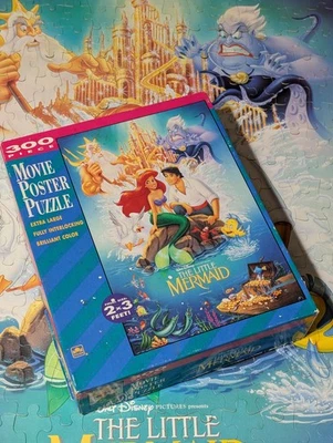 De colección Disney La Sirenita 300 Piezas Película Póster Puzzle Cubierta Prohibida 3' X 2' Foto 1 de 4