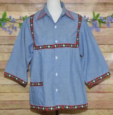 Vintage JC Penney Big Mac Blue Chambray Shirt Ladies M 70s Floral Trim Granny - Image 1 of 4