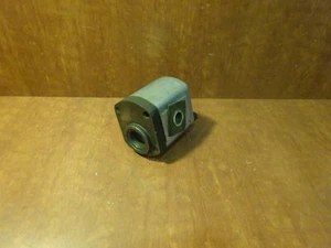 Kracht KM1/19 L10A  F0A 4NL1 hydraulic gear pump - Picture 1 of 2