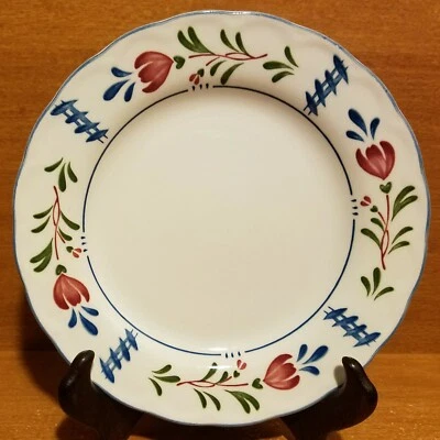 Nikko Provincial AVONDALE Salad plate, 7 3/8", Red & Blue Floral, Very good - Image 1 of 4