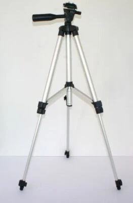 50" Pro Photo/Video Tripod With Case For Canon XA10 - Image 1 of 4
