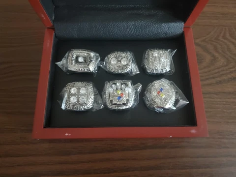 NEW Pittsburgh Steelers Championship Ring Set. With Box Cover